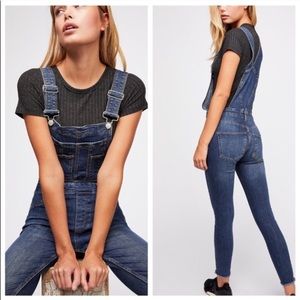FREE PEOPLE Lexden Skinny Leg Raw Hem Full Length Denim Overalls